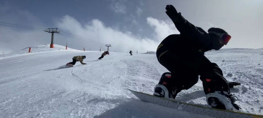 Cabin Fever School, clases de Snowboard en Baqueira Beret para grupos y centros escolares